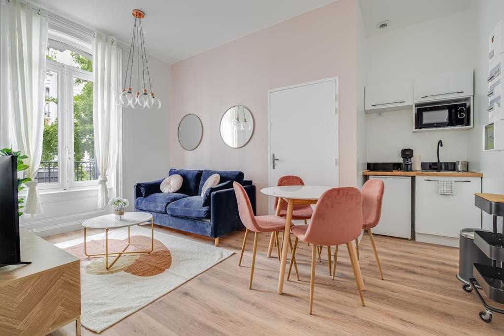 Magnifique Appartement Blush Refait A Neuf Saint-Etienne  Buitenkant foto